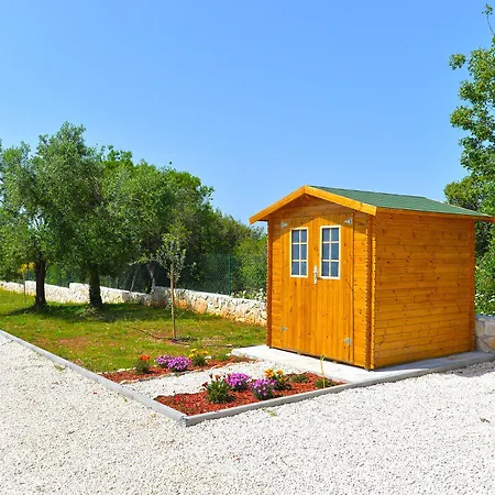 House Monfiorenzo 1833 *