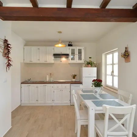 House Monfiorenzo 1833 Holiday home *