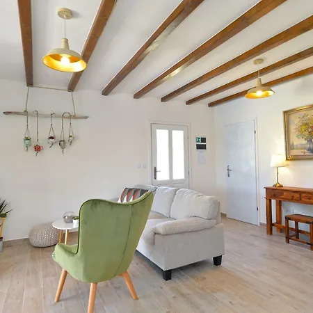 House Monfiorenzo 1833