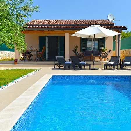House Monfiorenzo 1833 Holiday home *